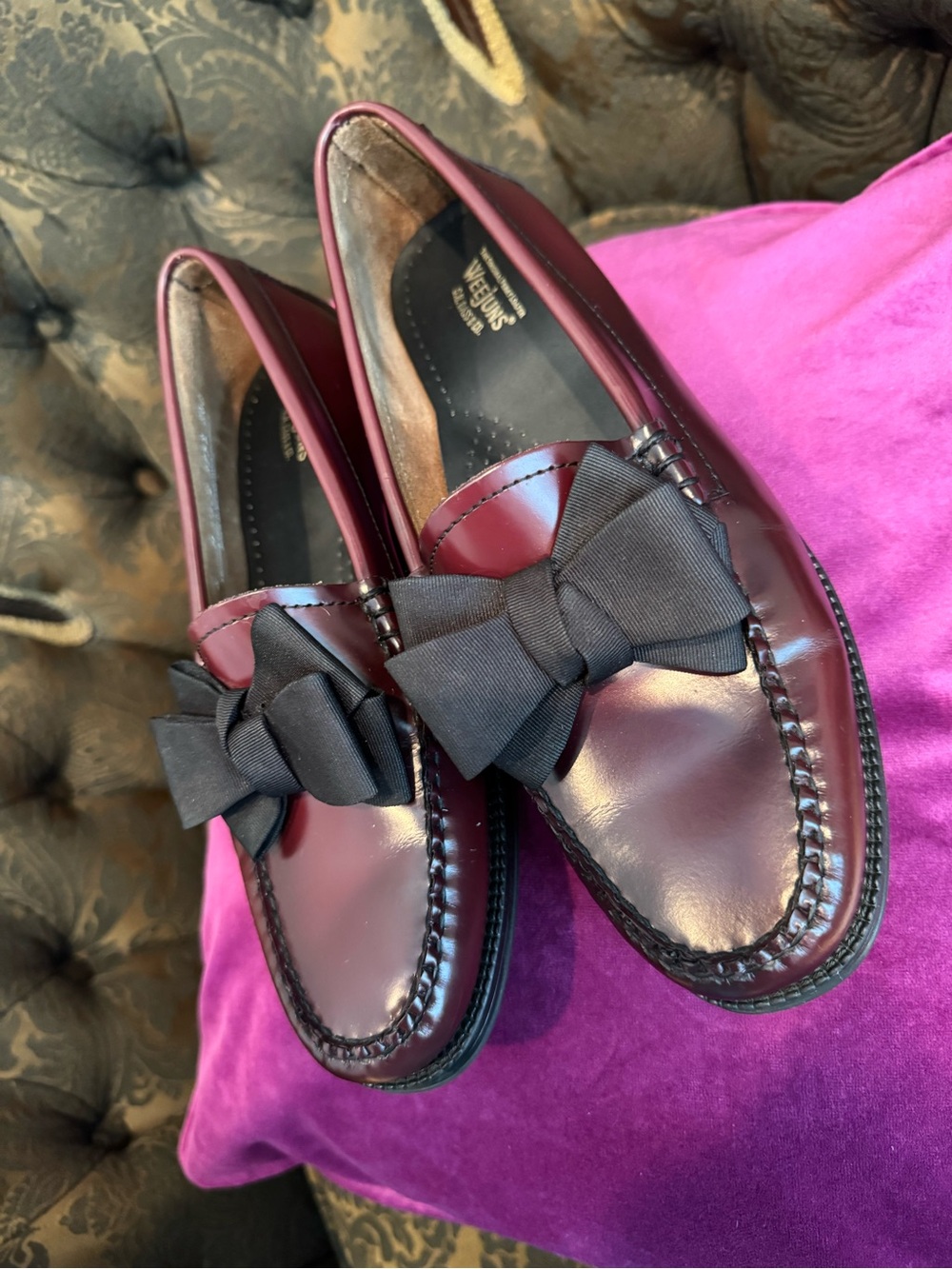 G.H. Bass & Co. Women's Burgundy Bow Loafers - Picture 3 of 6